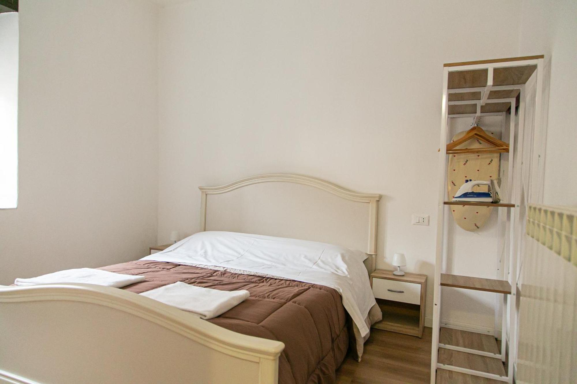 Fiera Apartament *